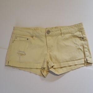 Indigo Rein Distressed Yellow Shorts in Size 11